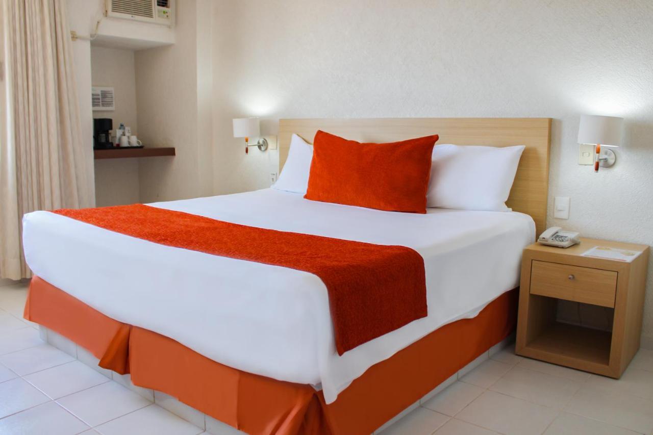 Hotel & Suites Real Del Lago Villahermosa Ngoại thất bức ảnh