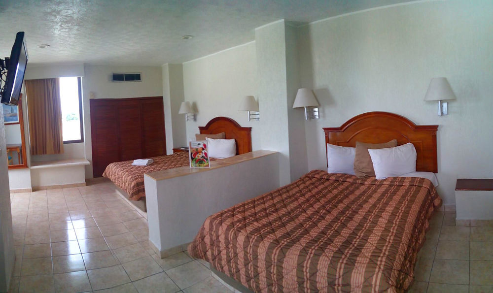 Hotel & Suites Real Del Lago Villahermosa Ngoại thất bức ảnh