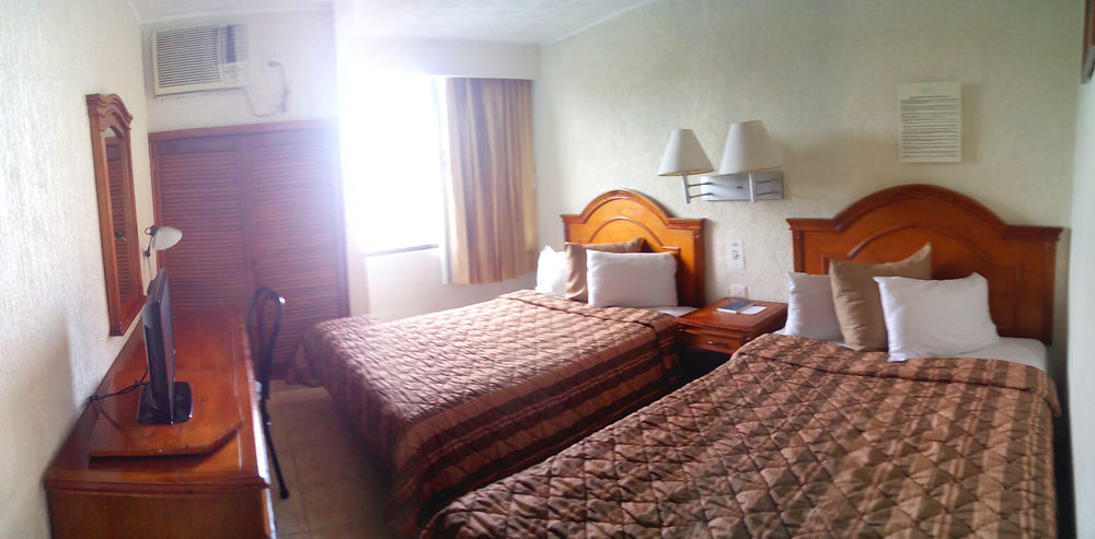 Hotel & Suites Real Del Lago Villahermosa Ngoại thất bức ảnh