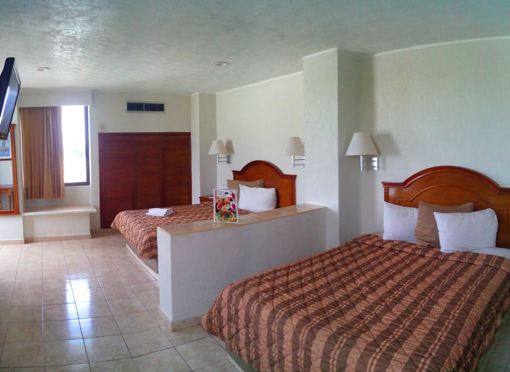 Hotel & Suites Real Del Lago Villahermosa Ngoại thất bức ảnh