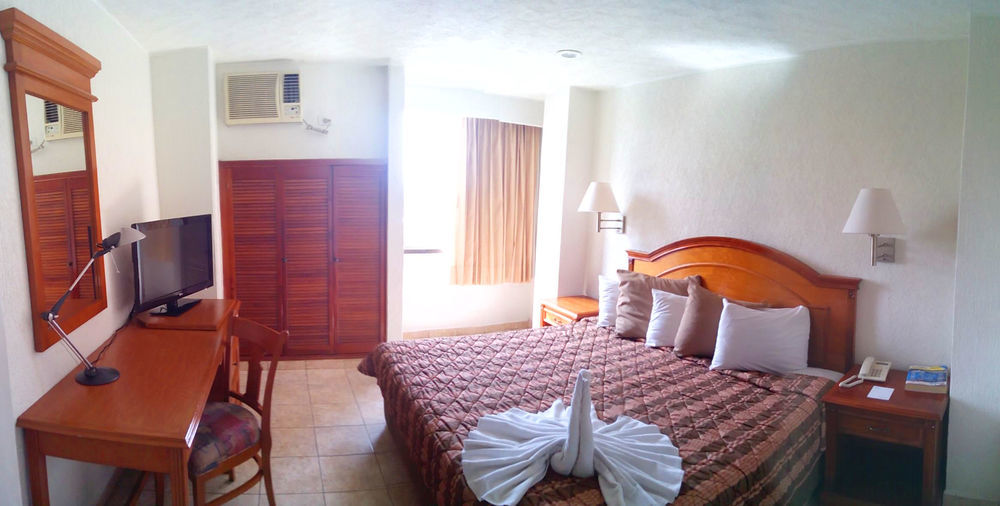 Hotel & Suites Real Del Lago Villahermosa Ngoại thất bức ảnh