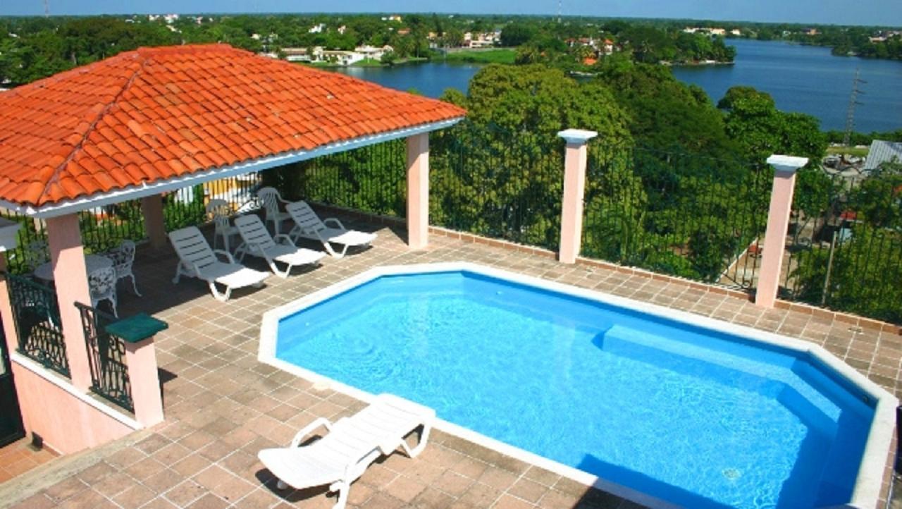 Hotel & Suites Real Del Lago Villahermosa Ngoại thất bức ảnh