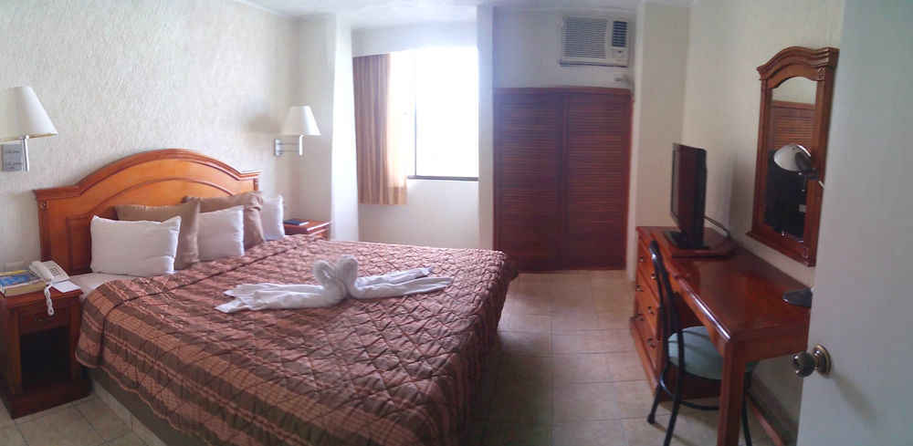 Hotel & Suites Real Del Lago Villahermosa Ngoại thất bức ảnh
