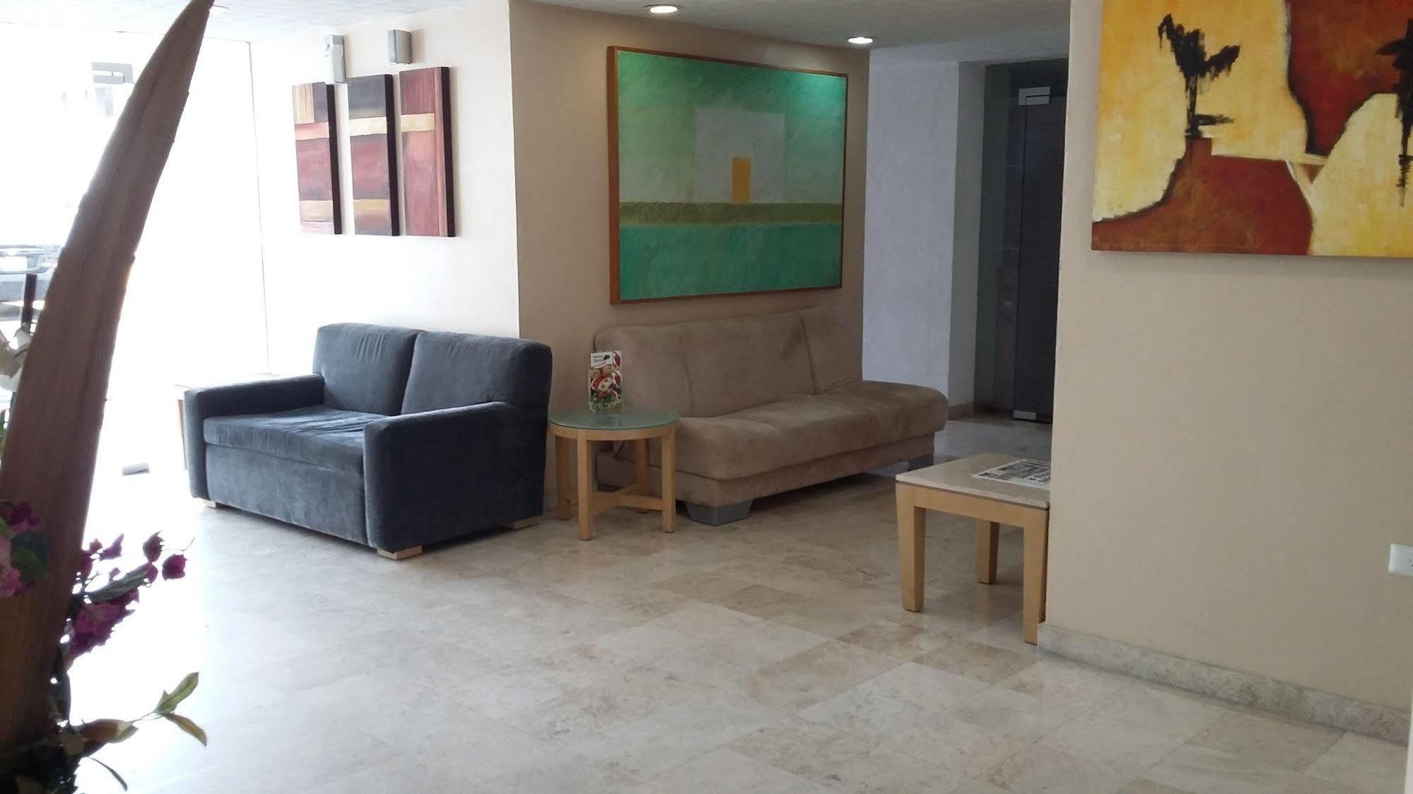 Hotel & Suites Real Del Lago Villahermosa Ngoại thất bức ảnh