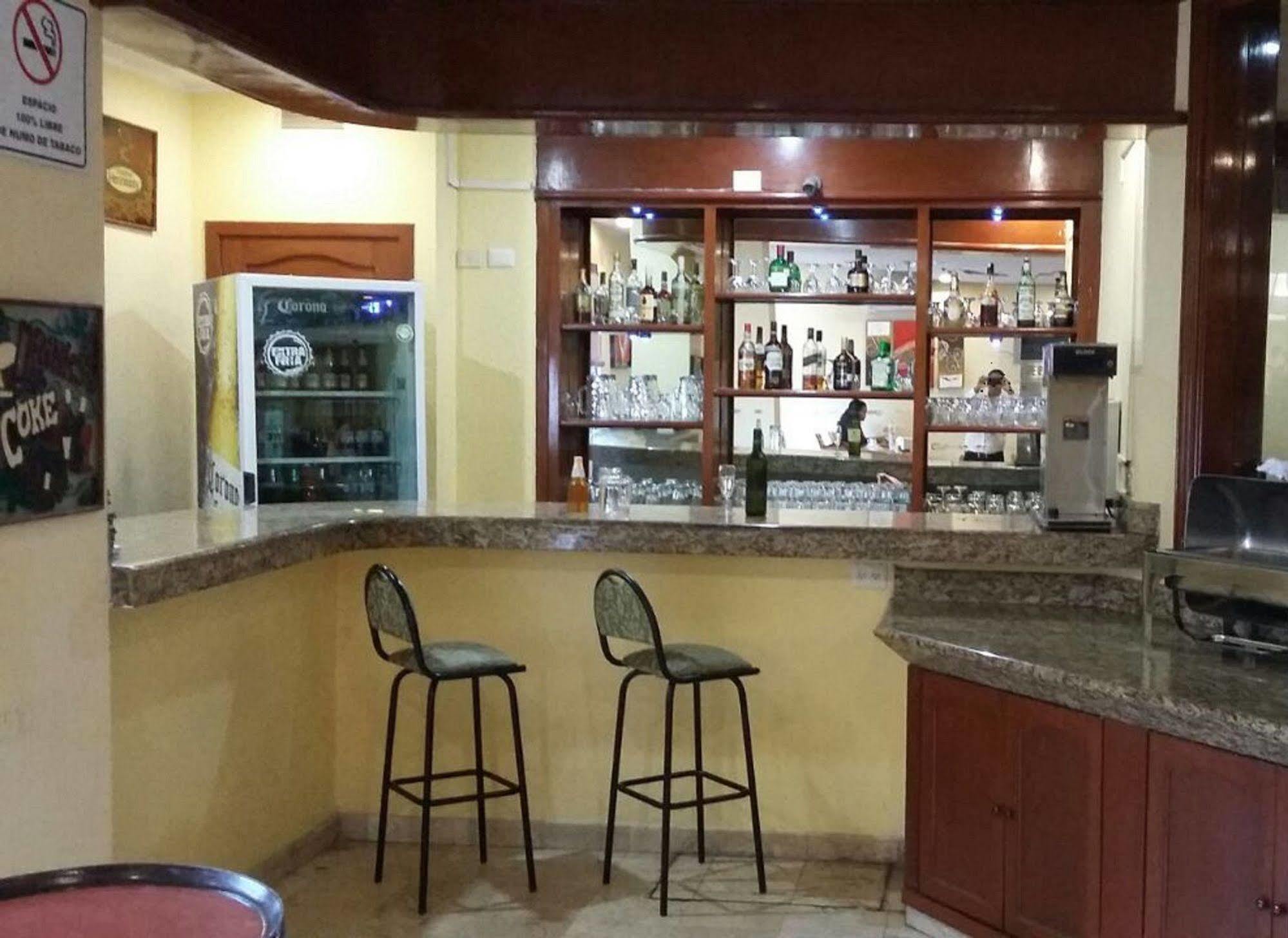 Hotel & Suites Real Del Lago Villahermosa Ngoại thất bức ảnh