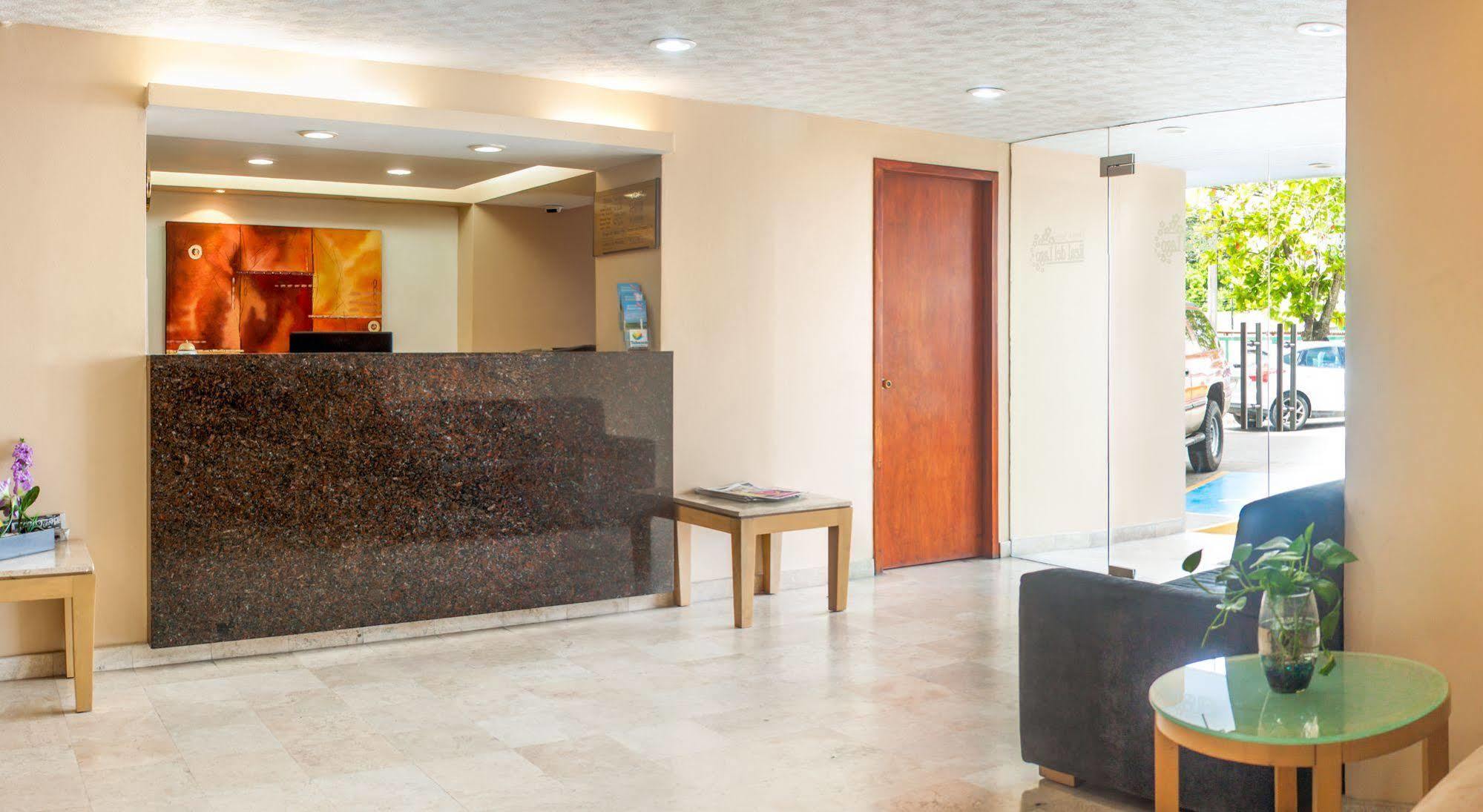 Hotel & Suites Real Del Lago Villahermosa Ngoại thất bức ảnh
